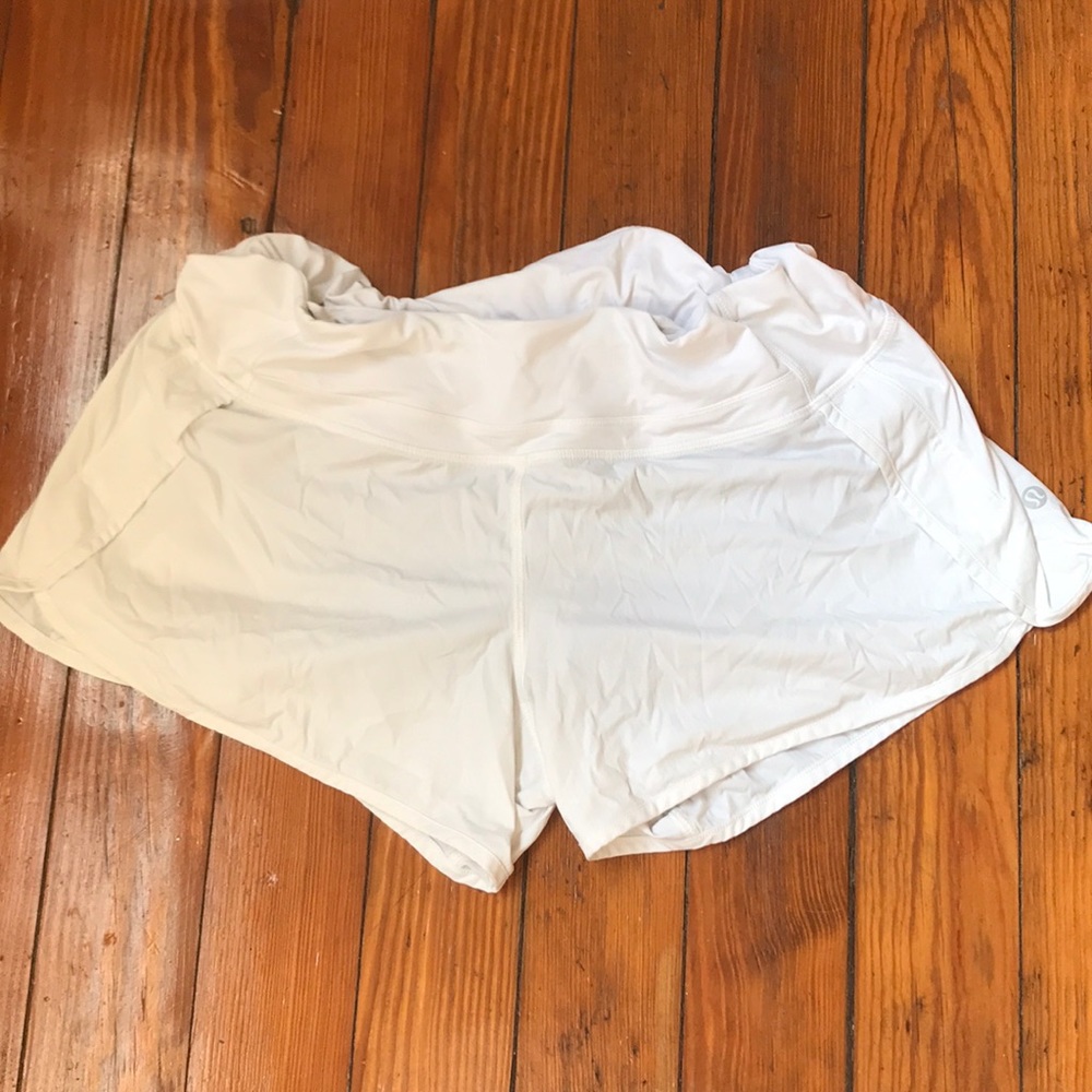White lululemon shorts